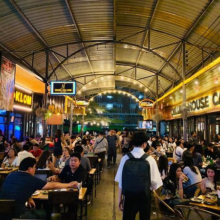 نزل بانكوكفي Oasis Cafe And Nap المظهر الخارجي الصورة