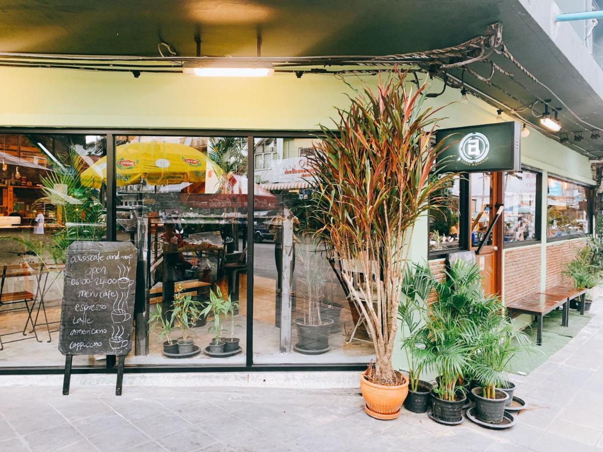 نزل بانكوكفي Oasis Cafe And Nap المظهر الخارجي الصورة